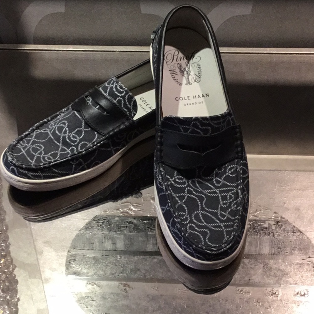 Men’s casual shoes